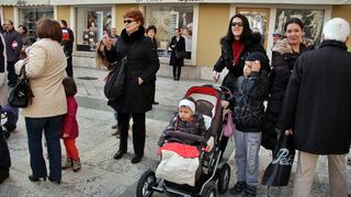 Sveta Luce oduševila mališane u gradu