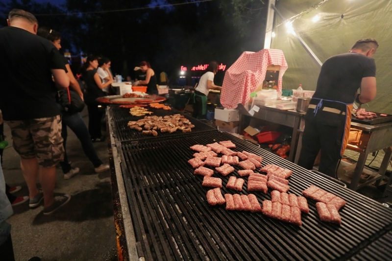 Na jezeru Jarun odrzan je zadnji dan InMusic festivala. Koncert grupe PJ Harvey. Photo: Tomislav Miletic/PIXSELL Na jezeru Jarun odrzan je zadnji dan InMusic festivala. Koncert grupe PJ Harvey. Photo: Tomislav Miletic/PIXSELL