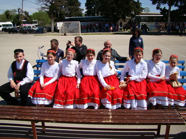 Galovac: Smotra  tradicijske baštine osnovnih i srednjih škola Zadarske županije. Foto: Marko Mane Ledenko