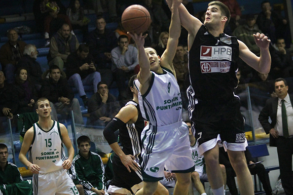 KK Sonik Puntamika – KK Svjetlost Brod (foto:Saša Čuka) KK Sonik Puntamika – KK Svjetlost Brod (foto:Saša Čuka)