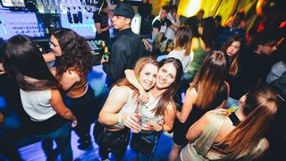 Votka party u Svarog Baru, Foto: Iva Perinčić Votka party u Svarog Baru, Foto: Iva Perinčić