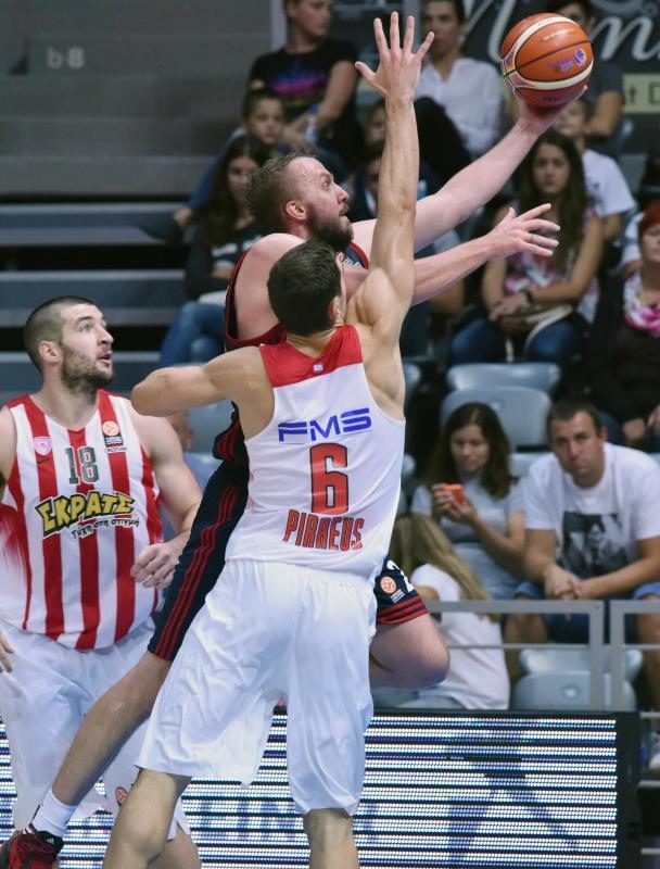 Zadar Doğuş Basketball Tournament: Bayern Munchen – Olympiacos 77-60 Zadar Doğuş Basketball Tournament: Bayern Munchen – Olympiacos 77-60