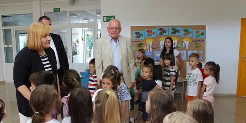 Vrančić u posjeti dječjem vrtiću “Ciciban” i OŠ Šime Budinića, foto: Grad Zadar Vrančić u posjeti dječjem vrtiću “Ciciban” i OŠ Šime Budinića, foto: Grad Zadar