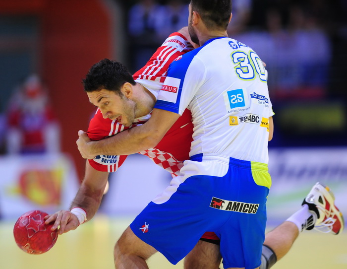 Vrsac, 180112.
Dvorana Millennium.
Europsko prvenstvo u rukometu, 2 kolo
Hrvatska – Slovenija.
Na slici: Blazenko Lackovic.
Foto: Drazen Aleksic / Cropix Vrsac, 180112.
Dvorana Millennium.
Europsko prvenstvo u rukometu, 2 kolo
Hrvatska – Slovenija.
Na slici: Blazenko Lackovic.
Foto: Drazen Aleksic / Cropix