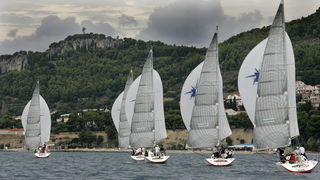 Split, 170909.
Danas je odrzan drugi dan, 23. ACI Match Race, flotnog jedrenja na regatnom polju podno Sustipana.
Foto: Jakov Prkic / CROPIX