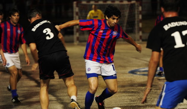 Split,  300611.
17. izdanje malonogometnog turnira Tocida kup odrzava se na betonskom igralistu u Vukovarskoj ulici.Veceras najvise interesa izaziva utakmica izmedju momcadi Hajduk.hr i ekipe Radunica bez zvijezda.Za Hajduk.hr se ocekuje da igraju predsje