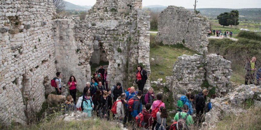 Drugi Planinarski pohod “Hajdemo do Vrane” 2. travnja 2016. Foto: Vinko Pešić