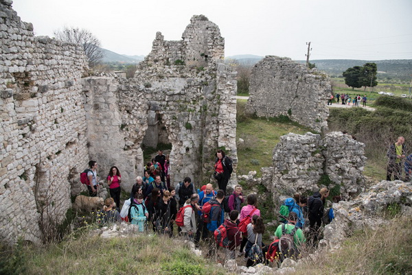 Drugi Planinarski pohod “Hajdemo do Vrane” 2. travnja 2016. Foto: Vinko Pešić