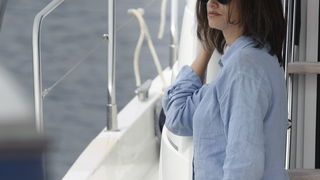 Prigradica, otok Korcula , 270911.
Glumica Penelope Cruz snimljena prilikom ukrcaja u brod Majsan marke Beneteau Antares 10,80  koji ju prebacuje na svjetionik Plocica na snimanje filma” Venuto al mondo”.
Foto: Tom Dubravec /  CROPIX