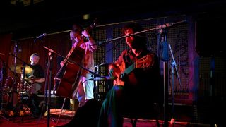 Image 1208819 (auto)