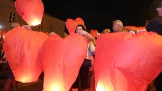 Vodice: Puštanjem lampiona obilježena 10. obljetnica Kornatske tragedije Vodice: Puštanjem lampiona obilježena 10. obljetnica Kornatske tragedije