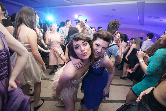 Maturalna večer Ekonomske škole (foto:Saša Čuka) Maturalna večer Ekonomske škole (foto:Saša Čuka)