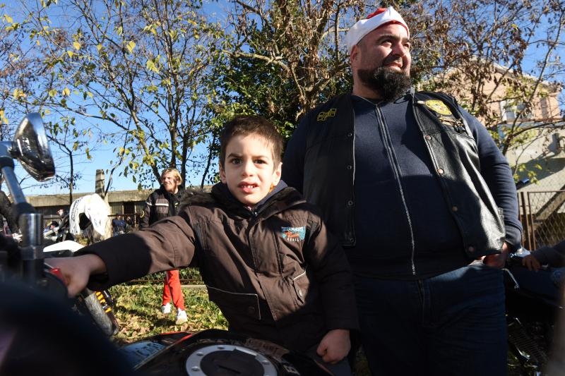 Bikeri moto kluba Bestije tradicionalno su posjetili i darivali djecu vrtica Latica