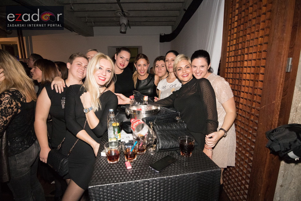 Tony Cetinski @ Arsenal Zadar, 24. studenog 2017. Tony Cetinski @ Arsenal Zadar, 24. studenog 2017.