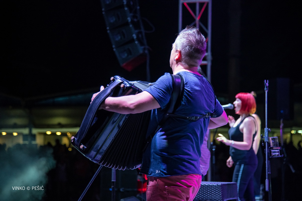 Halid Bešlić @ Bazen Ilirije u Biogradu n/M Halid Bešlić @ Bazen Ilirije u Biogradu n/M