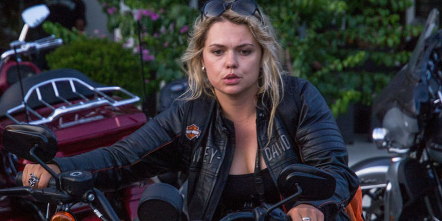 OLYMPUS DIGITAL CAMERA OLYMPUS DIGITAL CAMERA