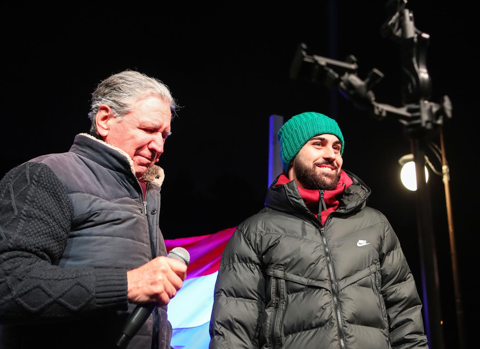 Veličanstveni doček brončanog Joška Gvardiola @ Novigrad Veličanstveni doček brončanog Joška Gvardiola @ Novigrad