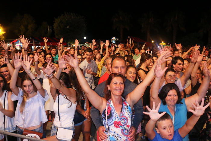 Virska fešta: Koncert Jole i ponoćni vatromet. Foto: Virski list