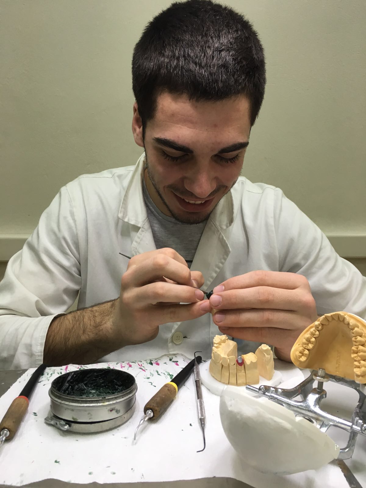 Natjecanje budućih dentalnih tehničara “Schola Medica 2016.” u Medicinskoj školi Ante Kuzmanić