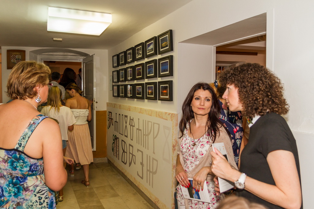 Biograd na Moru: Svečano otvorena izložba fotografija “Velebit” Vinka Pešića Biograd na Moru: Svečano otvorena izložba fotografija “Velebit” Vinka Pešića