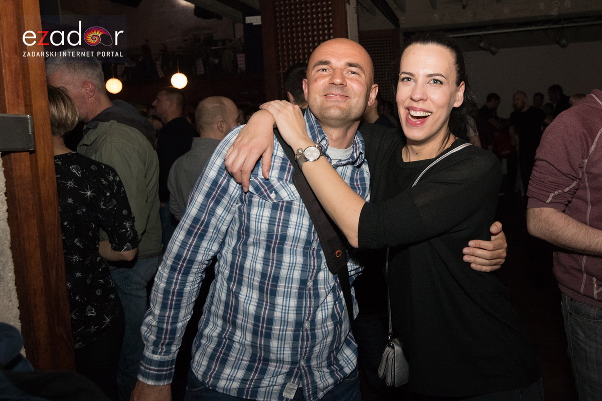 Hladno pivo @ Arsenal Zadar Hladno pivo @ Arsenal Zadar