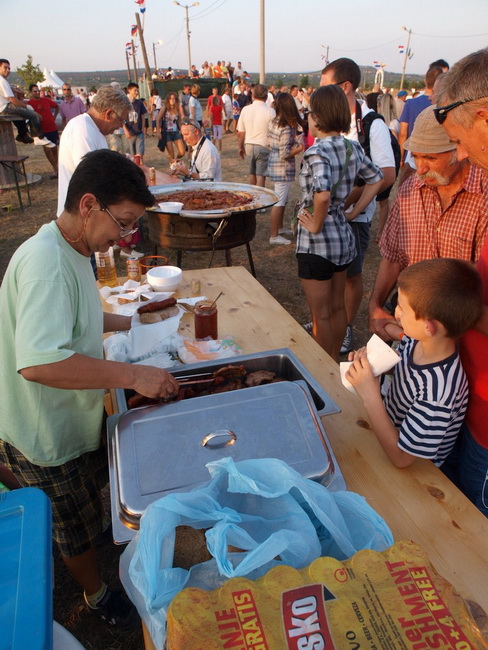 Polaca, utrke konja Oluja 95 Polaca, utrke konja Oluja 95