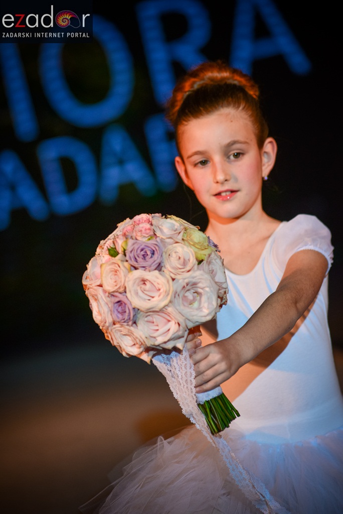 10. Festival vjenčanja: Modna revija vjenčanica i revija cvijeća 10. Festival vjenčanja: Modna revija vjenčanica i revija cvijeća