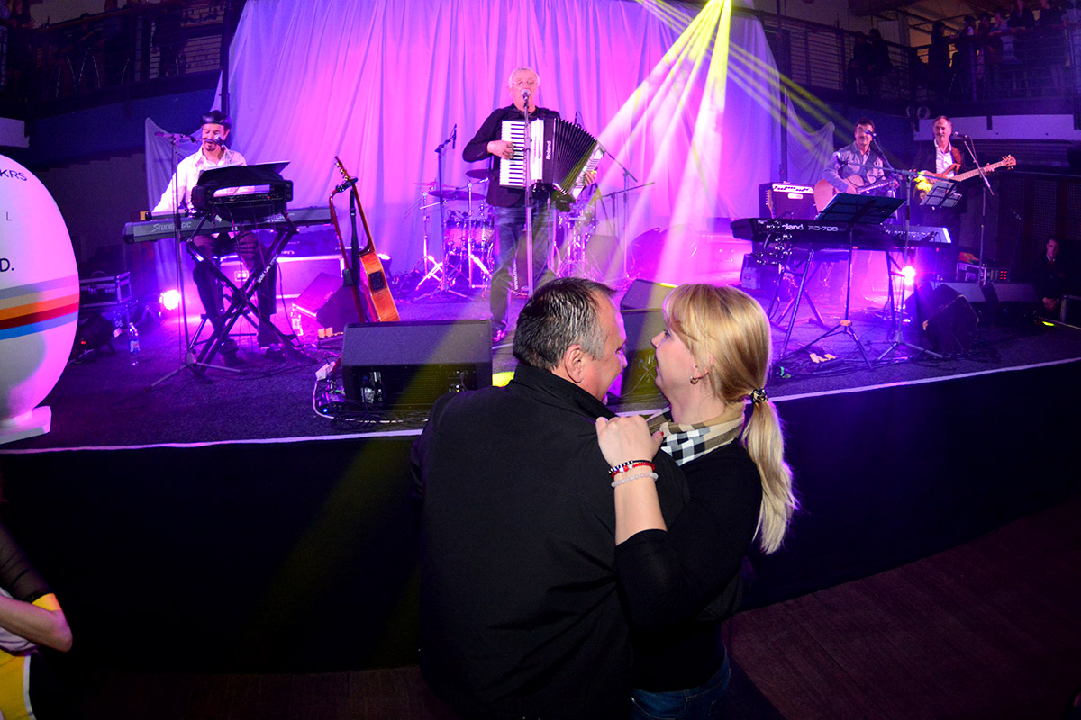 Oliver Dragojević & Dupini oduševili Zadrane ; foto Iva Perinčić