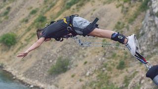 Otvorena sezona bungee skokova s Masleničkog mosta