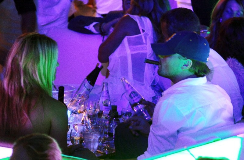 Bar Rafaeli i Leonardo Di Caprio u Sardiniji (Index.hr)