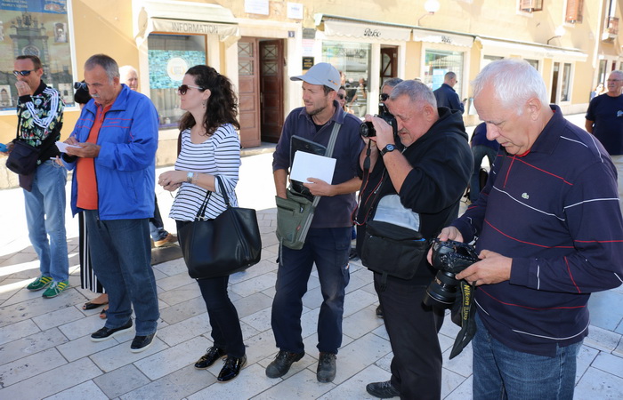 Na zadarskom Narodnom trgu najavljen Virski maraton 2016. Foto: Kažimir Škrbić/Virski list Na zadarskom Narodnom trgu najavljen Virski maraton 2016. Foto: Kažimir Škrbić/Virski list