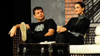 Zadar, 13.12.2012. snimio: Nenad Marčev
komedija
Miro Gavran
LUTKA,
redatelj: Mladena Gavran
igraju: Robert Kurbaša i Doris Pinčić
TEATAR GAVRAN
dramska pretplata
Velika dvorana HNK Zadar Zadar, 13.12.2012. snimio: Nenad Marčev
komedija
Miro Gavran
LUTKA,
redatelj: Mladena Gavran
igraju: Robert Kurbaša i Doris Pinčić
TEATAR GAVRAN
dramska pretplata
Velika dvorana HNK Zadar