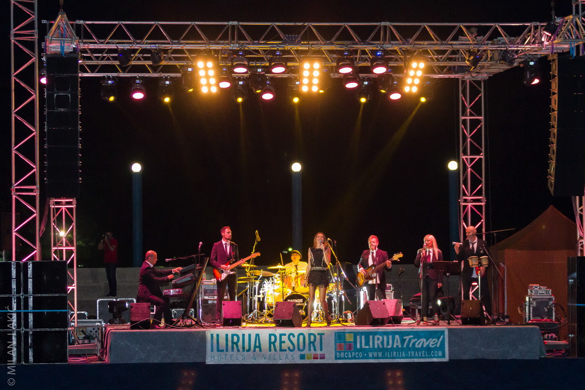 Severina oduševila nastupom na bazenu Ilirije u Biogradu