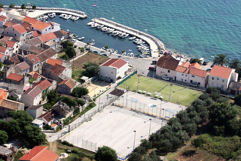 Zadar – Zračne snimke – Diklo, Taverna, Igralište (foto: Marin Gospić)