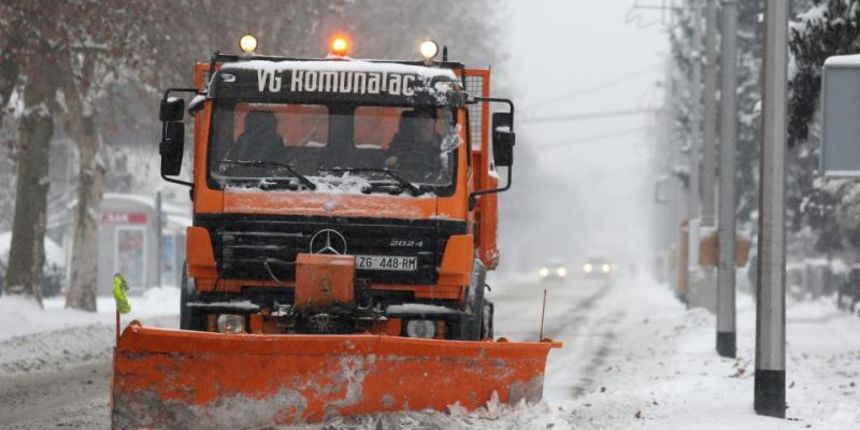 Velika Gorica – Snijeg prekrio gradske ulice. Poledica. Ralica. Photo: Goran Jakus/PIXSELL