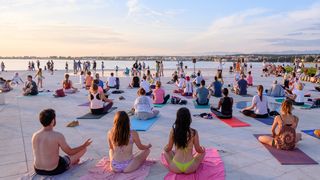 Međunarodni dan joge na Pozdrav suncu