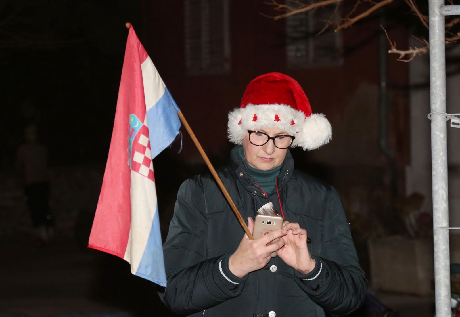 Svjetska atrakcija u Velom Ižu: Održana “Iška kraljica”- prva povijesna skijaška utrka na hrvatskim školjima Svjetska atrakcija u Velom Ižu: Održana “Iška kraljica”- prva povijesna skijaška utrka na hrvatskim školjima