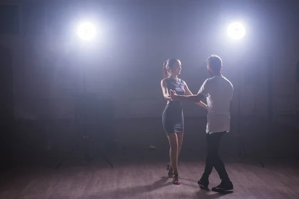 ples salsa bachata
