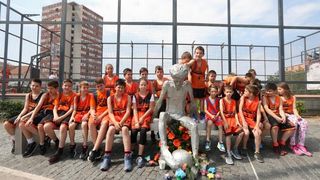 Odavanje počasti Draženu Petroviću povodom 24. obljetnice smrti