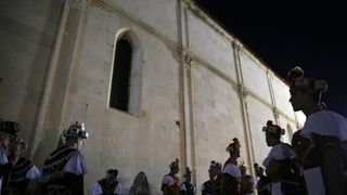 05.07.2013., Zadar – Na Trgu opatice Cike, ispred crkve svete Marije, gostovalo je Hrvatsko glazbeno drustvo sveta Cecilija iz Korcule. Izveli su tradicionalnu moresku, romanticni ples s macevima. Photo: Filip Brala/PIXSELL