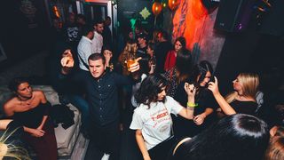 Votka party u Svarog Baru, Foto: Iva Perinčić Votka party u Svarog Baru, Foto: Iva Perinčić