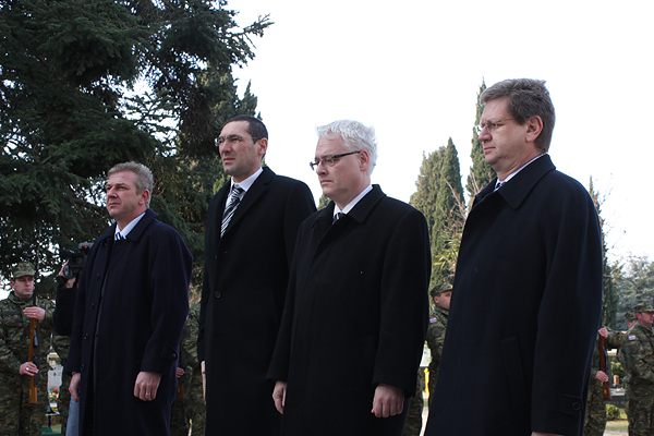 Image 1040137 (auto)