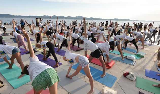 Na Pozdravu suncu obilježen Svjetski dan yoge