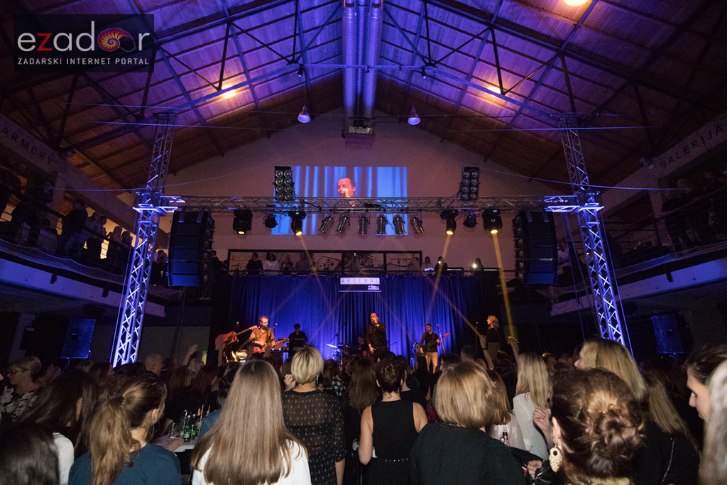 Tony Cetinski @ Arsenal Zadar, 24. studenog 2017. Tony Cetinski @ Arsenal Zadar, 24. studenog 2017.