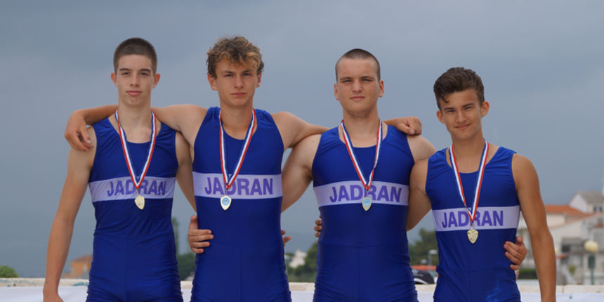 Grgo Gurlica, Luka Pera, Mihovil Bogatić i Frane Bencun, prvi u četvercu na pariće mlađih juniora