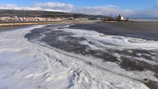 Jaka bura na zadarskom području otežava cestovni i pomorski promet, foto: Dino STanin/PIXSELL Jaka bura na zadarskom području otežava cestovni i pomorski promet, foto: Dino STanin/PIXSELL