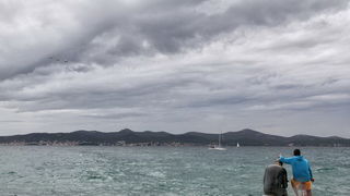 Krila oluje nad zadarskom rivom 11. listopada 2013. Foto: Iva Perinčić Krila oluje nad zadarskom rivom 11. listopada 2013. Foto: Iva Perinčić