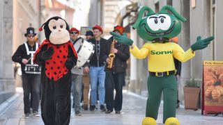 Zadarski karneval 2018: Povorka maškaranih skupina gradskim ulicama Zadarski karneval 2018: Povorka maškaranih skupina gradskim ulicama