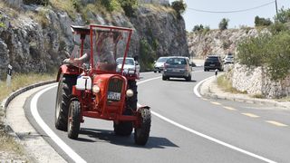 Na ljetovanje u Hrvatsku traktorom! Nijemac putovao 9 dana i prešao 1700 kilometara