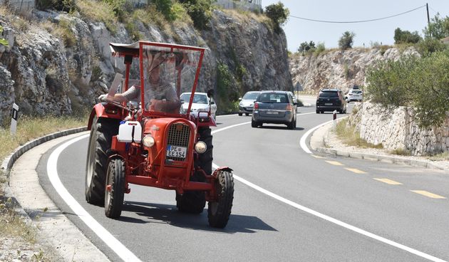 Na ljetovanje u Hrvatsku traktorom! Nijemac putovao 9 dana i prešao 1700 kilometara